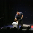 Darren shakes Rick McCallums hand